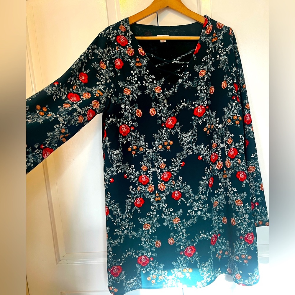 Flowy green floral dress with bell sleeves by Xhilaration